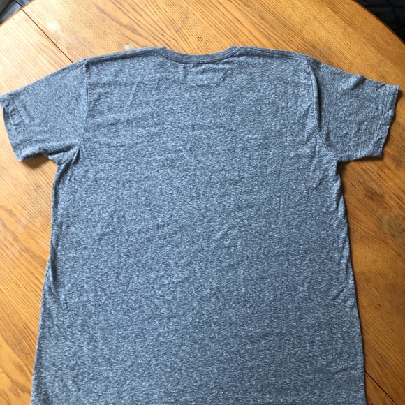 Peanuts Men's XL CHILL Snoopy T-Shirt - Picture 4 of 4